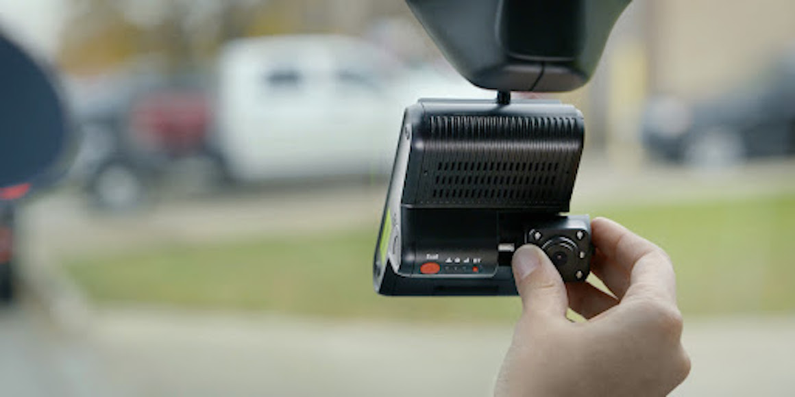 GPS vs. GPS with Dashcams: Which Should You Choose?